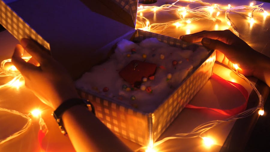 Musical Gift Box Using Arduino Nano and Smartphone