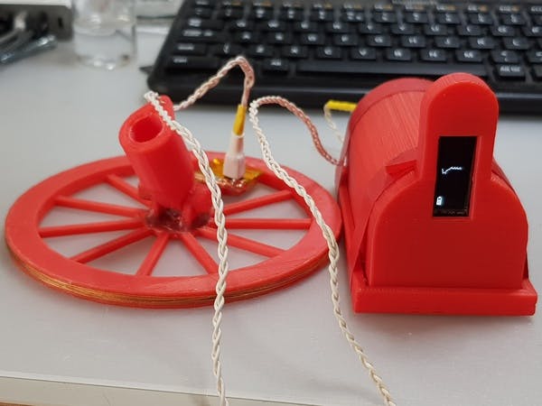 Metal Detector Using Frequency Counter and OLED Display