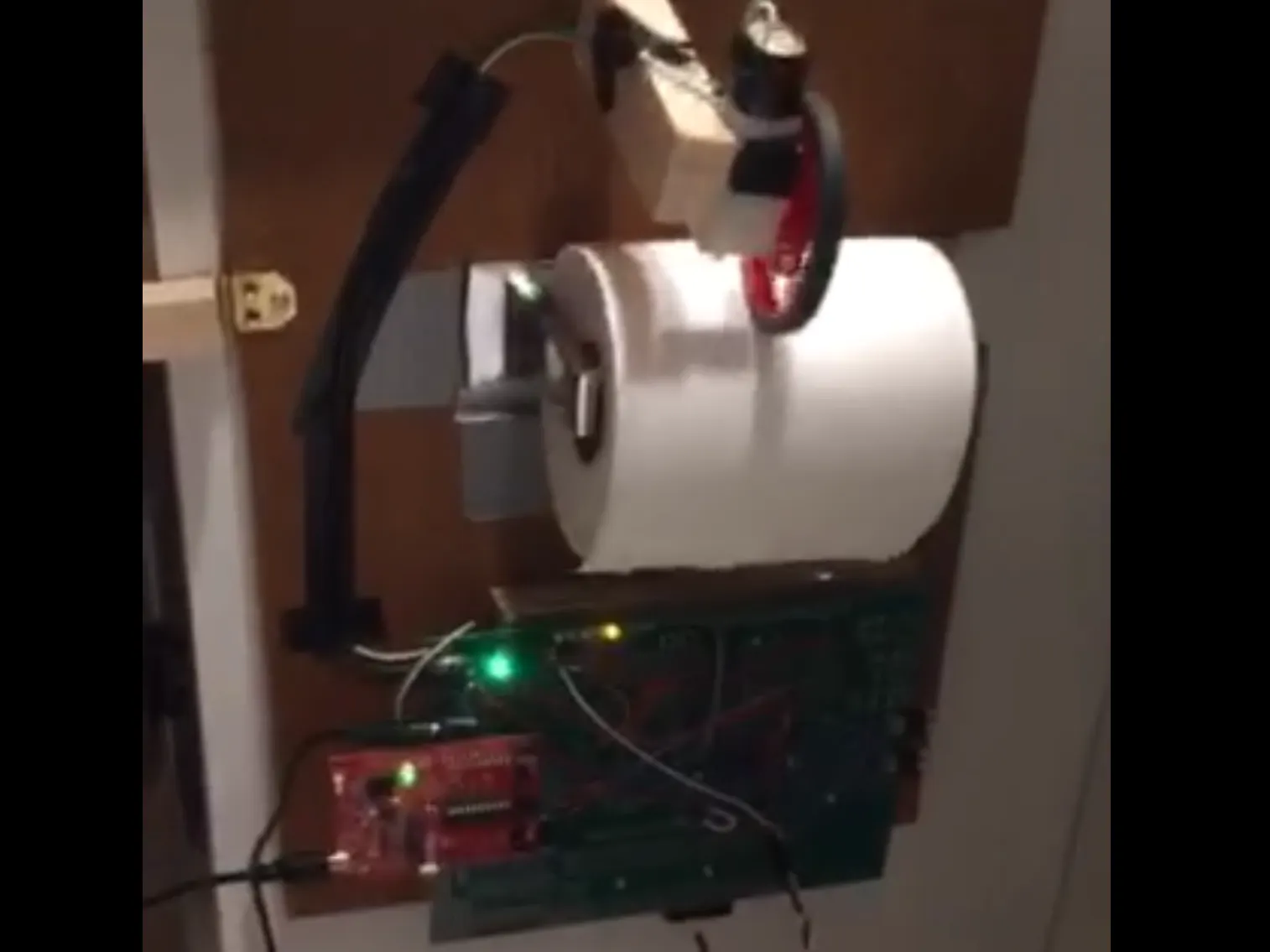 Automated Toilet Paper Dispenser - Hackster.io