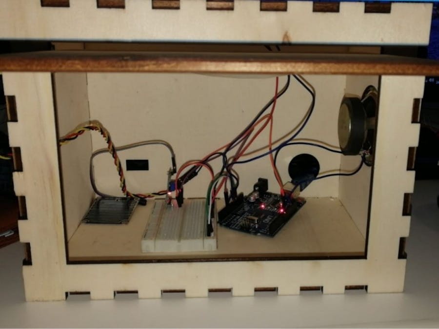 Servo Motor and Water Sensor