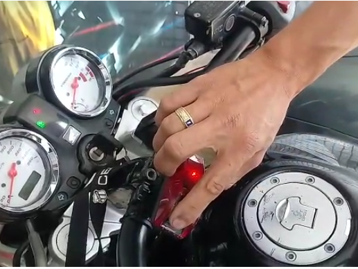 two wheeler sensor lock