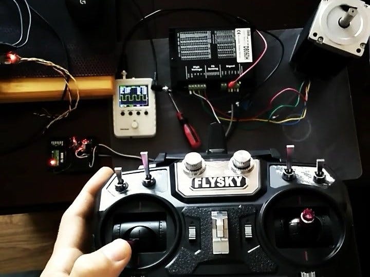 2-Axis driver for stepper motors with the FlySky RC