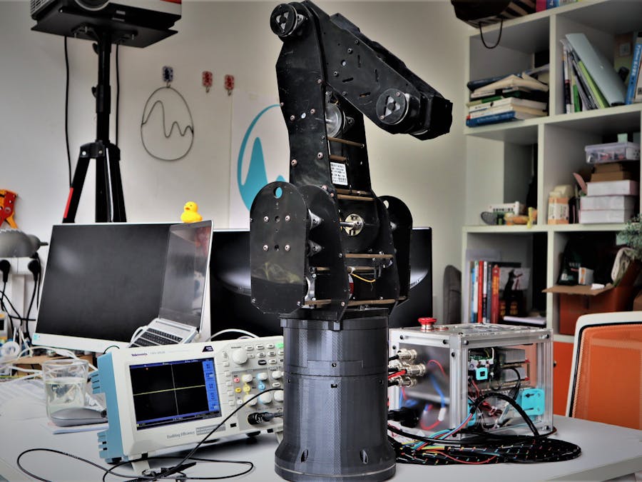 Open-Source Robotic Arm