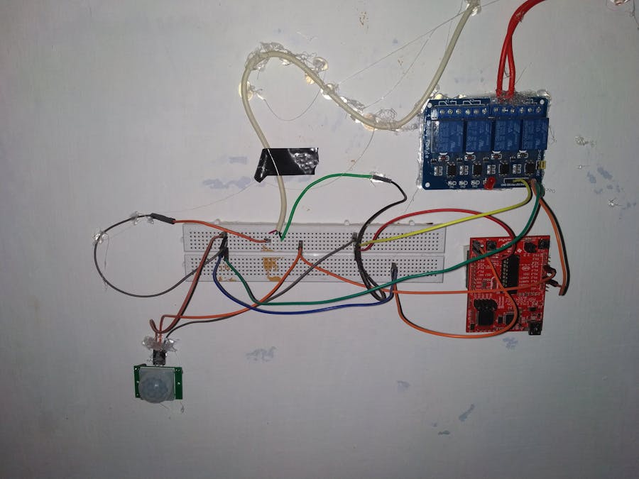 Motion Sensing Gallery Lights Using MSP 430 or Arduino UNO