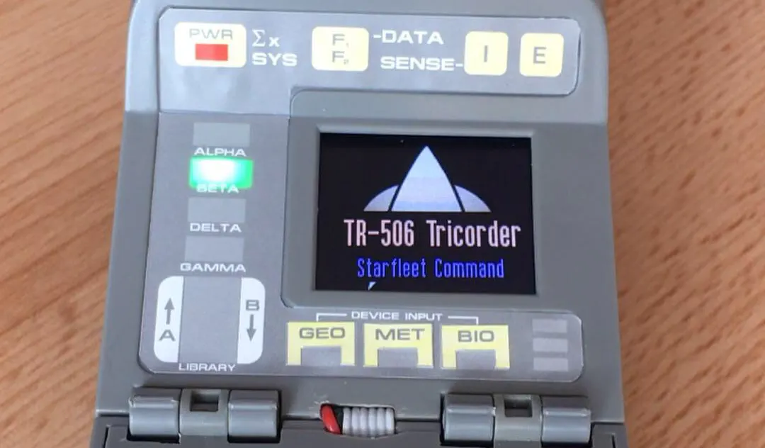 Star Trek TNG Raspberry Pi Tricorder - Hackster.io