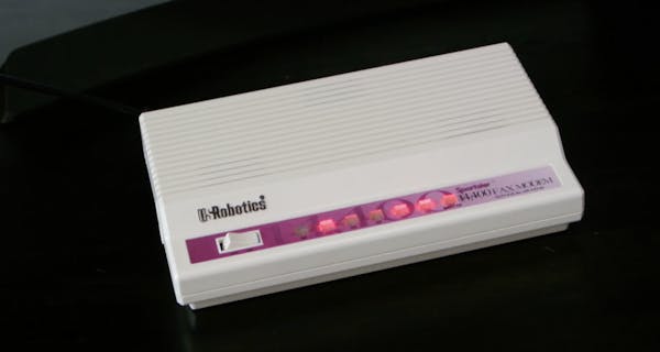 US Robotics Modem Revived with Raspberry Pi - Hackster.io