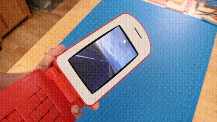This Giant Raspberry Pi Flip Phone Lets You Relive the Good Ol’ Days ...