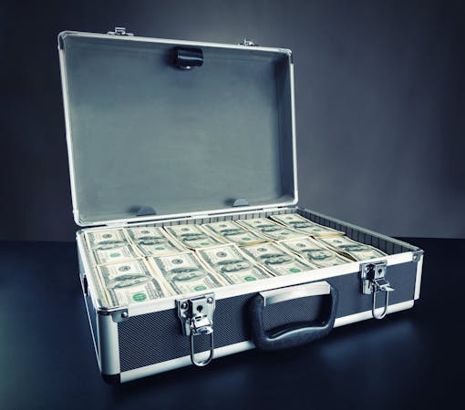 Дипломат 44*33*9 (Продан), для всех, б/у, в наличии. Цена: 1 400 ₽ во Владивосто