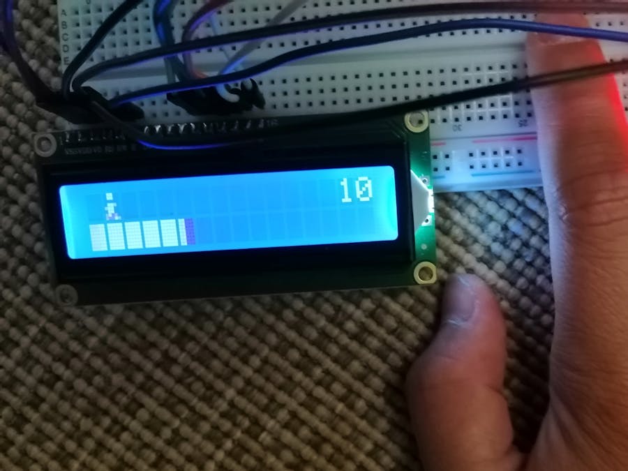 16x2 LCD Game with Arduino UNO