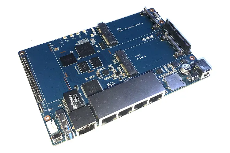 Banana Pi BPI-R64 Open Source Router with MTK MT7622 - Hackster.io