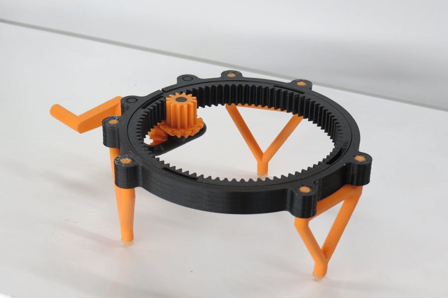 Free STL file Motorized Turntable 👨‍🎨・3D printable model to