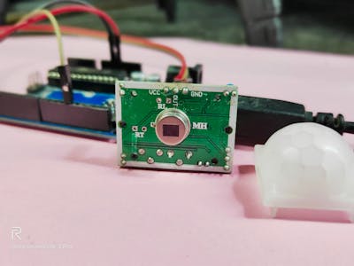 Arduino with PIR