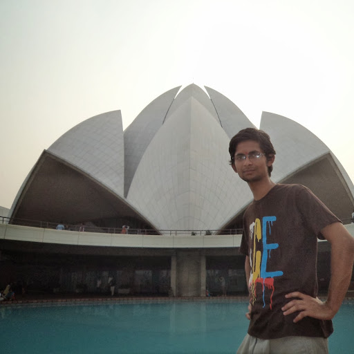 Vishal Gewali (Wie Schale)