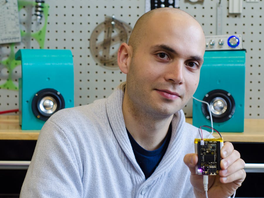 C.H.I.P.-play Speakers! ♪ (⌐■_■)♪