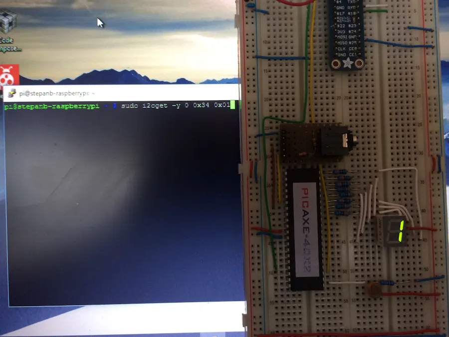 Extending Raspberry Pi using PICAXE