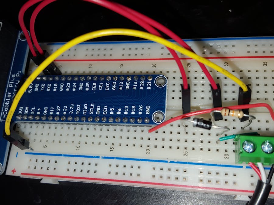 1-Wire DS18B20 Sensor on Windows 10 Iot Core/Raspberry Pi 2