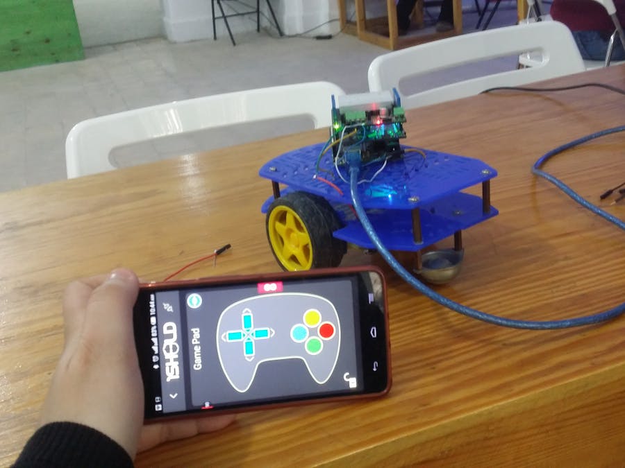 1sheeld controls RC car