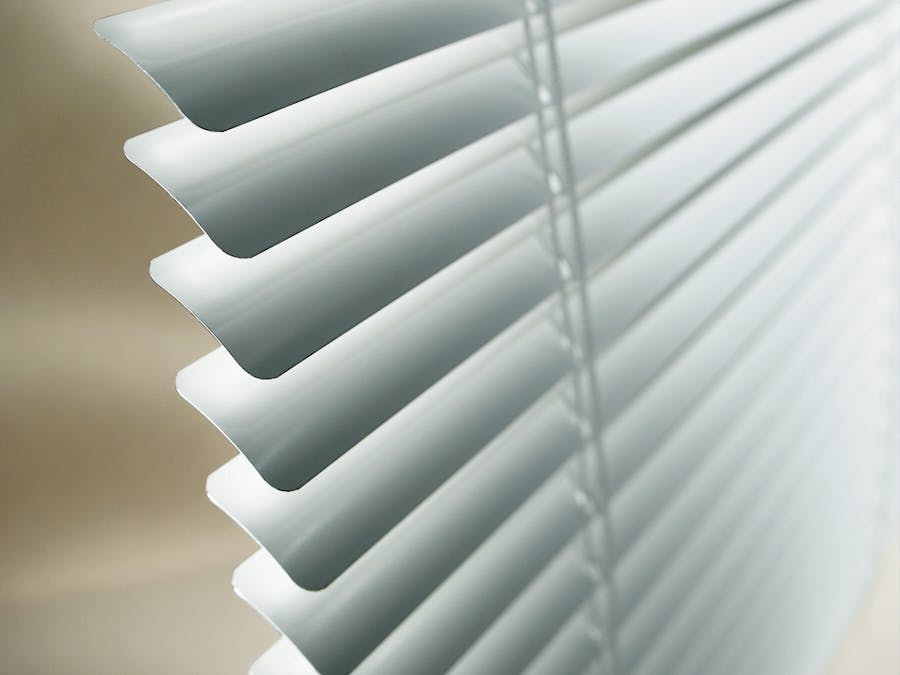 Particle Blind Tilt Control