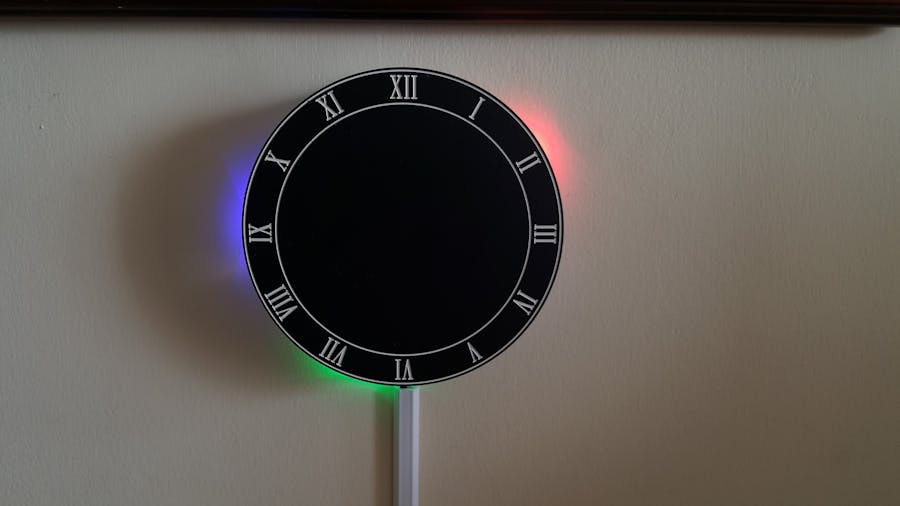 LED Reflection Clock