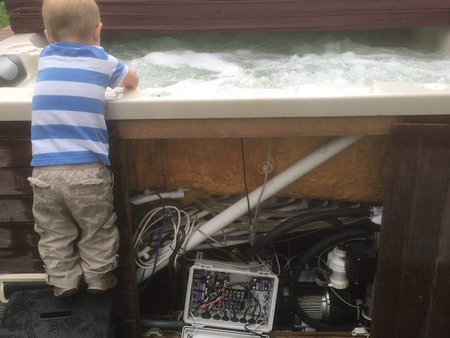 Hot Tub Time Machine