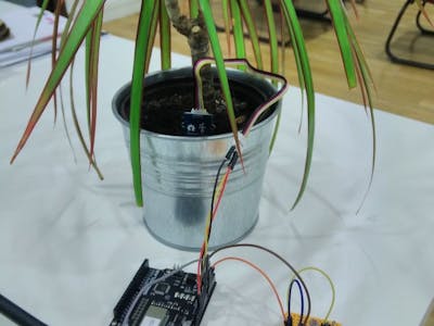 Connected Plant with Sigfox, Akeru and thethings.iO