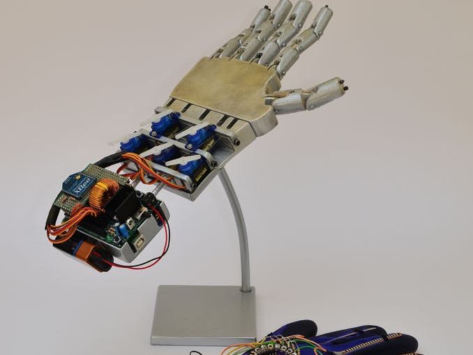 How to Make a Remote Controlled Robotic Hand with Arduino