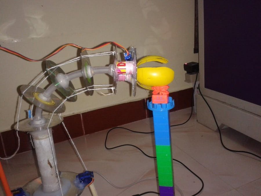 BT Mobile Ctrl Trunk Robotic Arm Using String