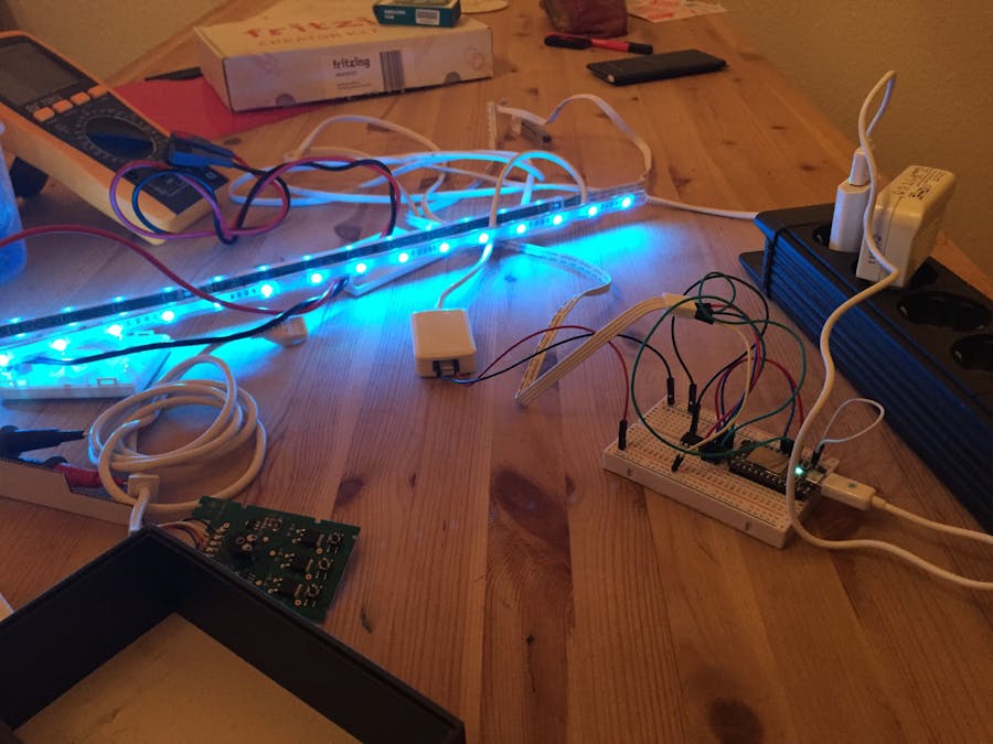A $30 LED strip with iPhone control