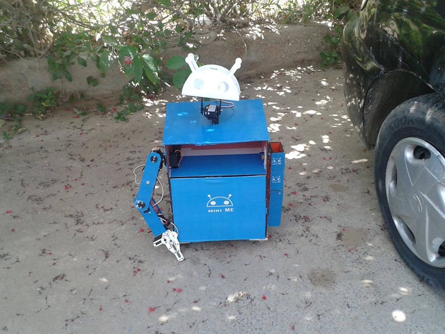 Mini ME - Humanoid Robot