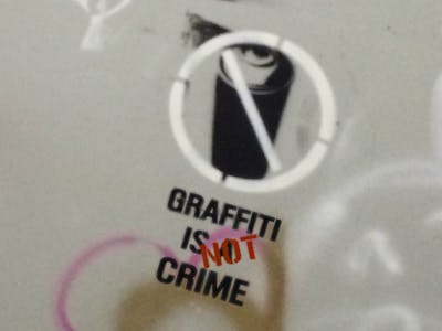 Graffiti is (not) a crime