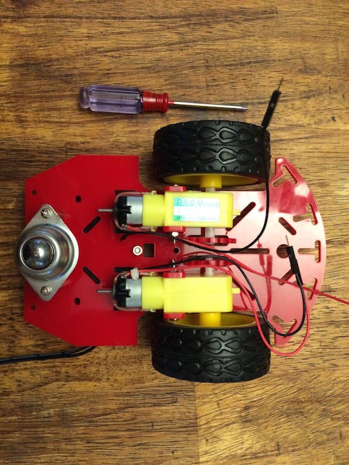 Robbie the Robot – Simple Arduino Powered Robot