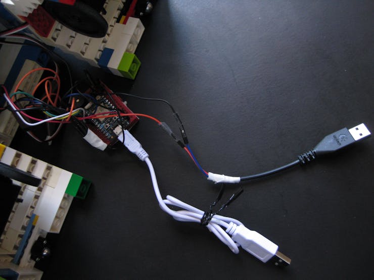 Assembling droid with sensors, motors and Photon