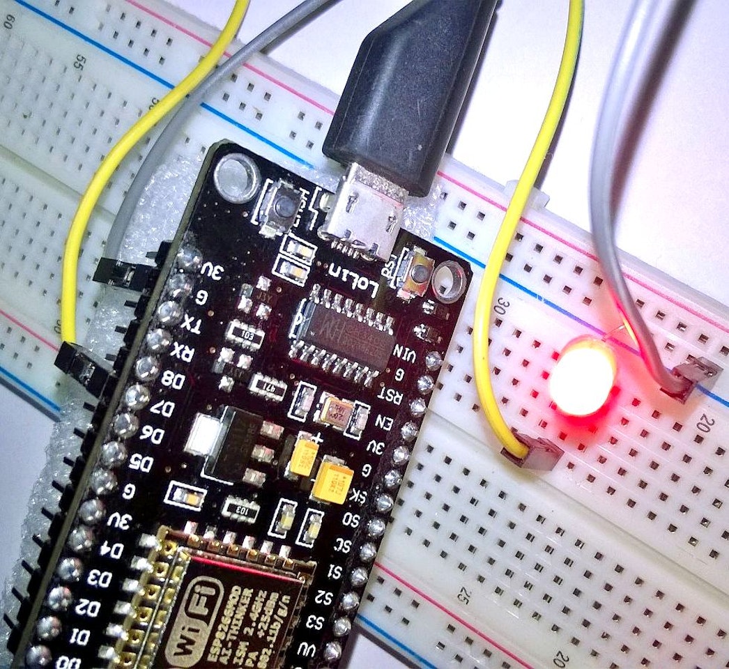 ESP 8266 NodeMCU | Smallest IOT module – AutomaTek