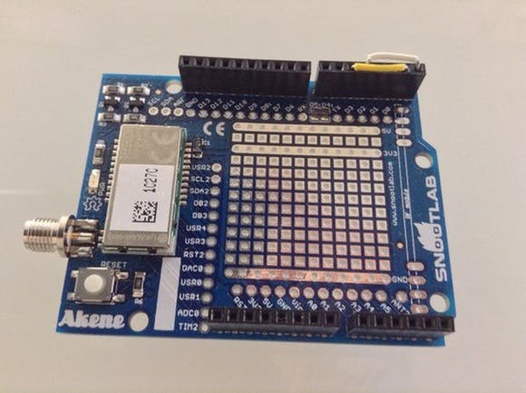 The Akene Arduino Shield, with its SIGFOX module (TD1208) on the left